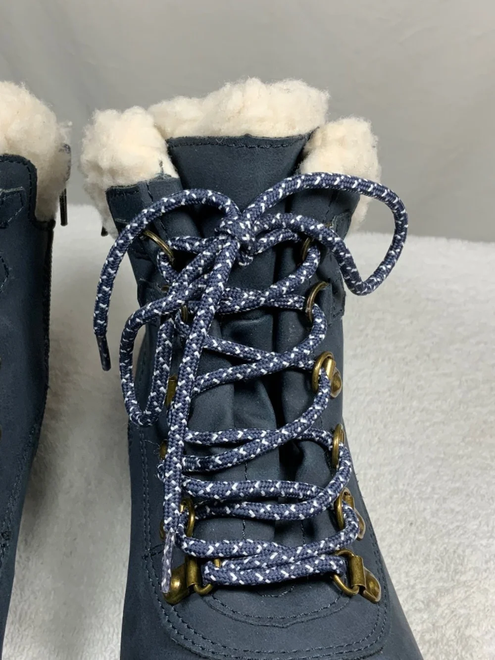 NWOT - JBU Blue Water Resistant Ankle Boots - Size 8.5